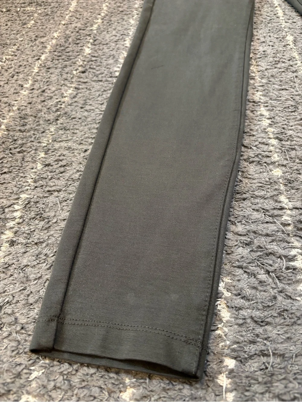 Liverpool Ponte Pants, Olive Dark Army Green Stretch Skinny, Size 6